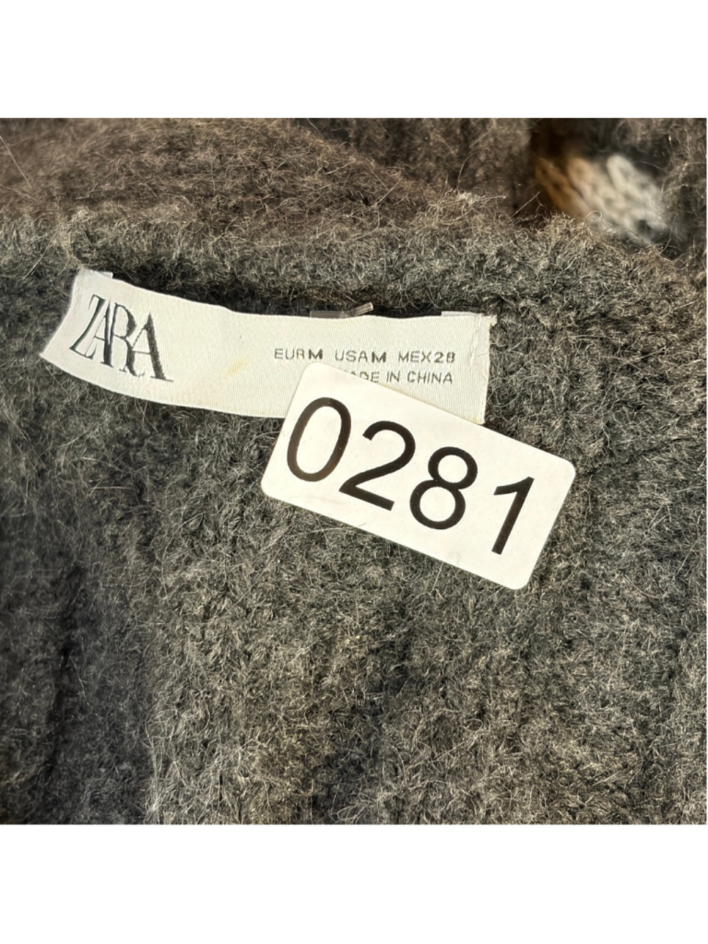 ZARA Patchwork Cardigan Sweater Women’s Medium Gray White Brown Buttons V-Neck - Picture 13 of 13